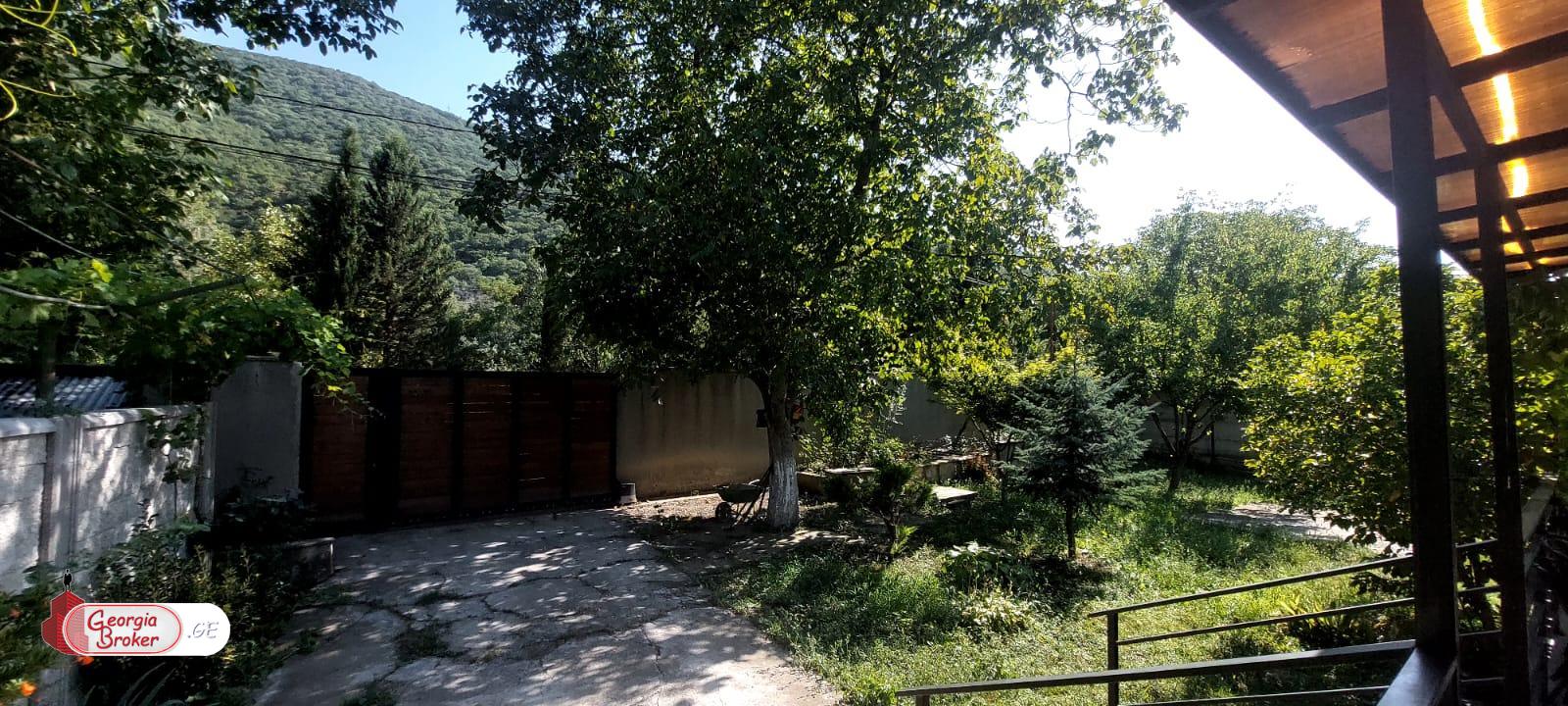 იყიდება ახალი გარემონტებული 7 ოთახიანი  აგარაკი მცხეთაში